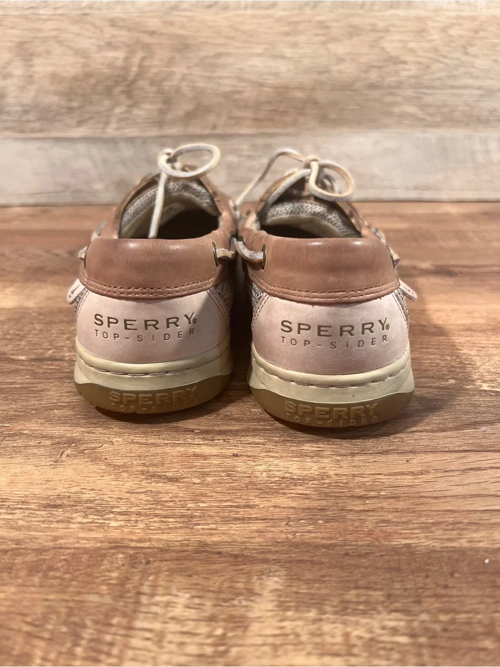 Sperry Top Sider Tan Leather Women’s Classic Boat Shoes Size 9.5